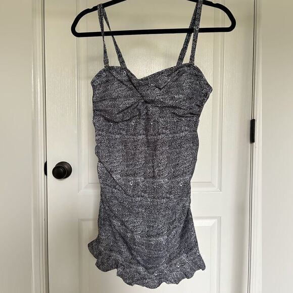 New Grace Sunny Women’s One Piece Swimsuit Dress with Ruffle Hem - Picture 1 of 12